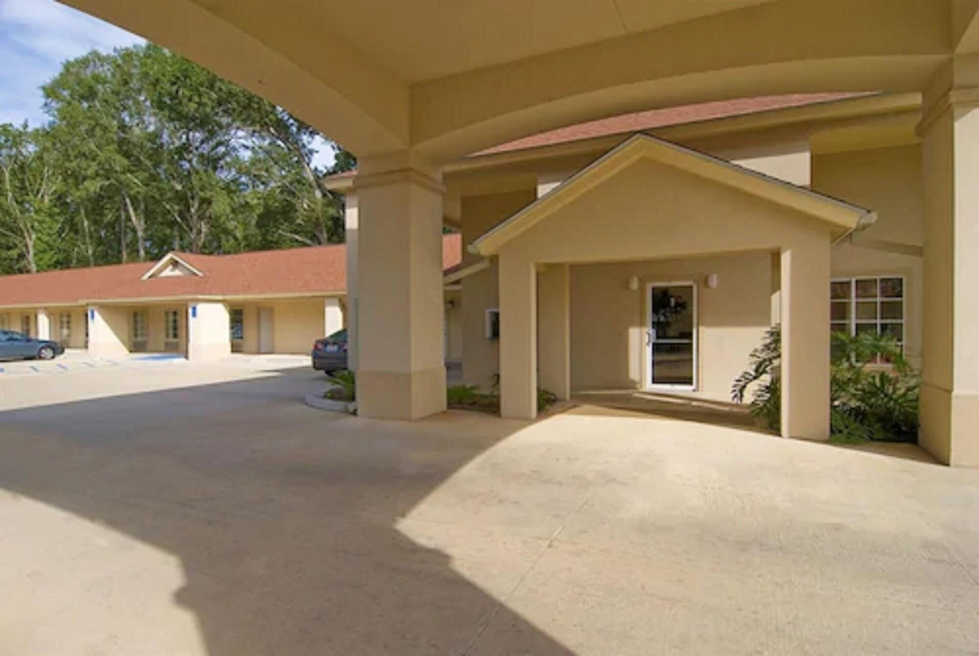 Americas Best Value Inn Deridder Exterior photo