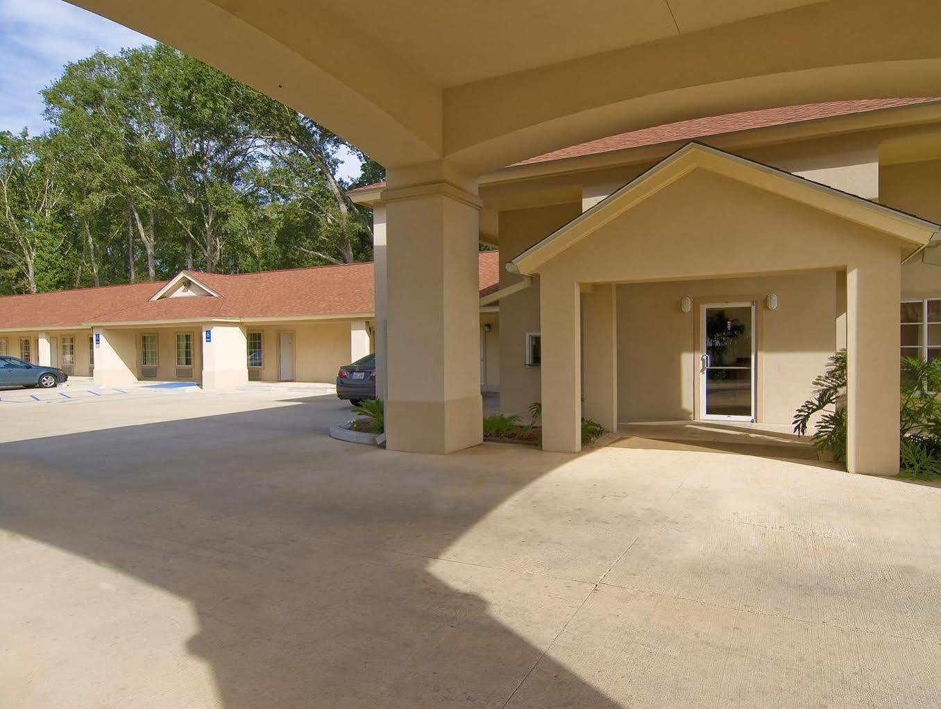 Americas Best Value Inn Deridder Exterior photo